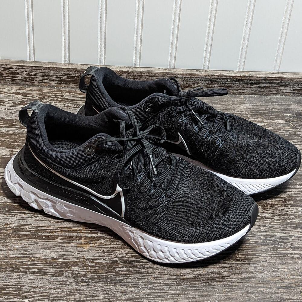 Nike Women's Black React Infinity Flyknit CT2423 Running Shoe Size 9.5